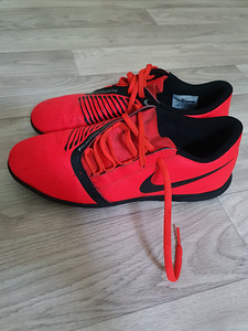 NIKE Phantom Venom Kunstmuru putsad nr 42 (2 foto / 5)