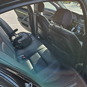 BMW 520 2.0 diesel, automat, sedan, 2015a. (5 foto / 8)