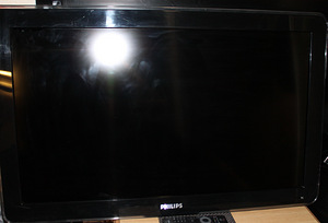 Телевизор HD 32 дюйма Philips (2 фото из 6)