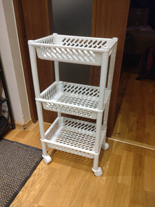 Ratastel riiul 33x25x69 (1 foto / 1)
