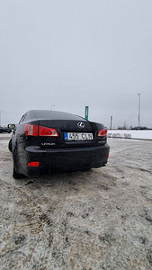 Lexus 220 d (2 фото из 10)