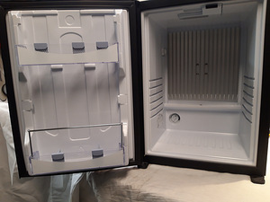 Külmik Minibar Dometic RH430NTE, garantii 1 aasta (2 foto / 3)
