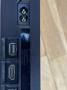 Sony PlayStation PS4 Slim 500GB mudel 2216A (6 foto / 6)