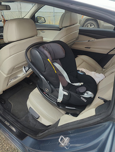 Cybex Cloud Q turvahäll + isofix alus (2 foto / 2)