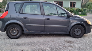 Renault Scenic 1.5 78kW, 2008 (8 foto / 12)