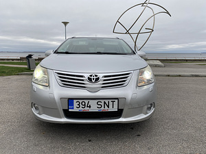 Toyota Avensis t27 2.2 110 kWt D4D (3 foto / 15)