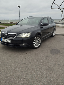 Skoda Superb 1.6 Tdi (7 foto / 15)