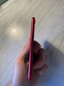 iPhone SE 2020 (3 фото из 9)