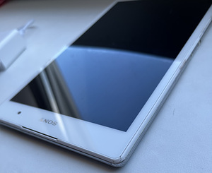 Планшет Sony Xperia z3 compact tab 8” 4G (4 фото из 10)
