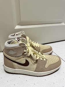 Meeste seemisnahast tossud Nike Jordan Beež & Pruun Air Jordan (2 foto / 7)