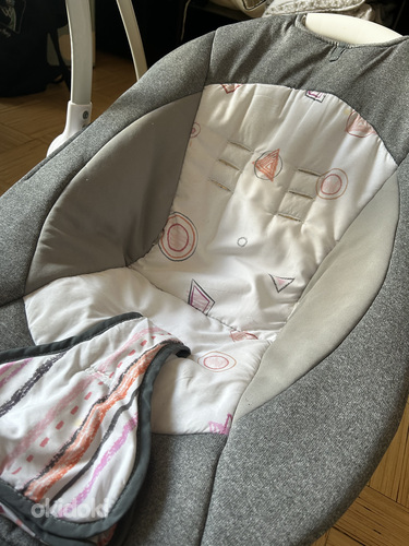 Кресло-качалка для новорожденных (фото #2)
