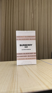 Burberry Her Elixir 100 ml Uus vilgukivist (1 foto / 2)