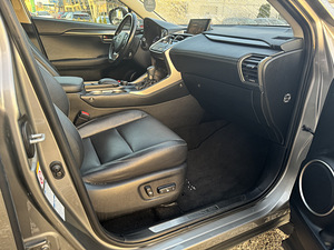 Lexus nx hübriid (6 foto / 10)