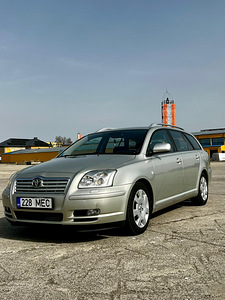 Toyota Avensis 1.8 VVTI Automaat (1 foto / 9)