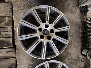 17" оригинальные диски Ford (3 фото из 5)