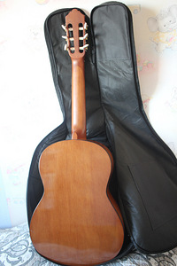 Yamaha CGS103A Классическая гитара 3/4 149 евро (4 фото из 4)