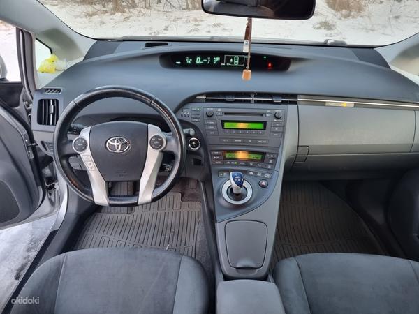 Toyota prius (фото #6)