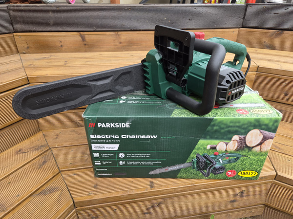 Электрическая пила 1600W PARKSIDE
