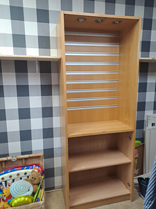 Витрина с подсветкой (3 фото из 5)