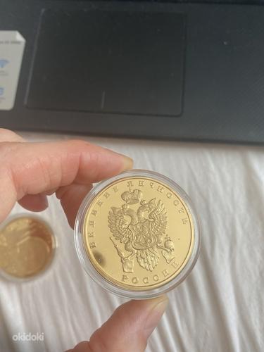 Монеты (фото #10)