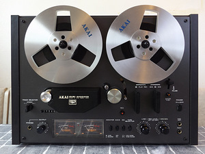 Vanakooli lintmakk Akai GX-4000D Black (2 foto / 10)