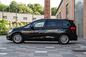 Autorent BMW 218D Automaat 110kw (7 foto / 10)