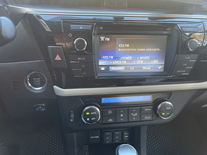 Toyota Corolla 2015 1.6 (10 foto / 11)
