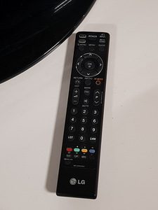 LG 47LG7000 47" (8 foto / 8)