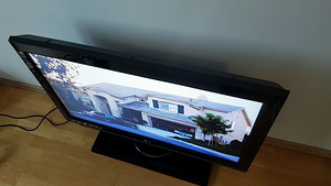 LG 37LC55 37" LCD TV (4 foto / 9)