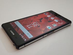 Sony Xperia Z2 (4 foto / 6)