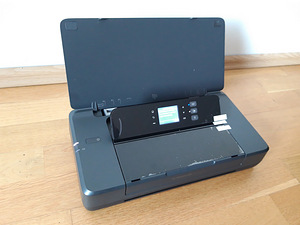 HP OfficeJet 200 Mobile Series värviprinter (9 foto / 9)