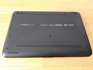 HP Notebook 15 i5-gen5/8GB/2TB (8 foto / 8)
