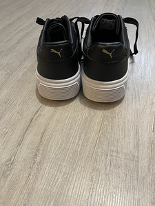Кроссовки Puma (2 фото из 7)