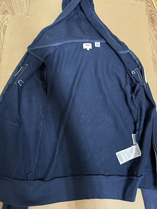 Levis kampsun xs/s suurus (2 foto / 3)