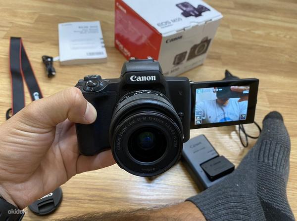 Зеркальная камера Canon EOS M50 24,1 МП с объективом STM 15–45 мм (фото #4)
