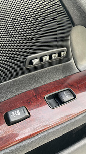 Lexus IS 220 2.2 130kW (5 foto / 15)