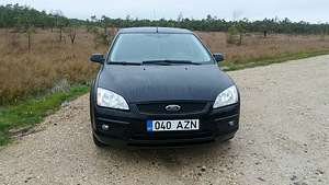 Ford Focus 1.6 74kW HWDA universaal veokonksuga (9 foto / 15)