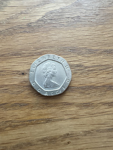 20 pence 1982 (1 foto / 2)