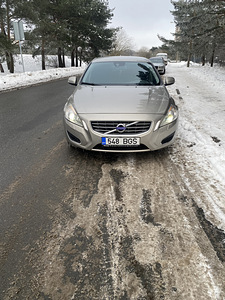 Müüa Volvo s60 2012 (4 foto / 10)