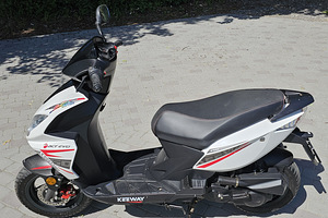 Keeway Fact EVO 50 mopeed, roller (4 foto / 8)