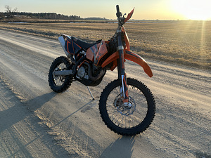 Ktm 525 exc (2 foto / 4)