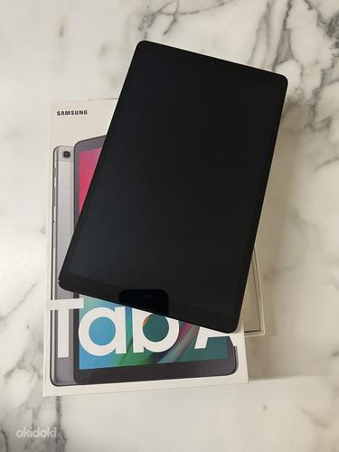 Samsung Galaxy Tab SM-T510 как новый, серебристый (фото #1)