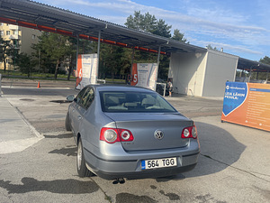 Продаю свой автомобиль (4 фото из 6)