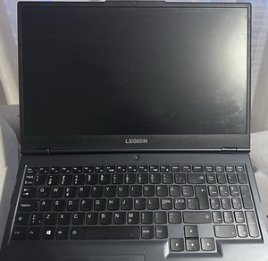 Lenovo Legion 5 - i5 11th Gen - 1TB SSD - 16GB - RTX 3060 (1 foto / 2)