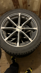 Продажа автомобиля (13 фото из 15)
