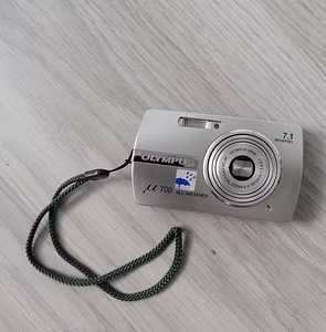 DIGIKAAMERA OLYMPUS MJU 700 (2 foto / 5)