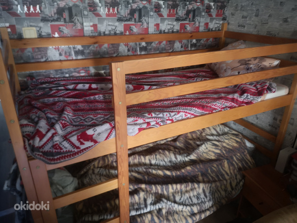 Двухъярусная кровать (фото #1)