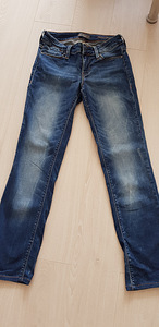 Teksad s 25, Guess (2 foto / 3)