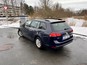 Volkswagen Golf 1.6 TDI 81kW (3 foto / 12)