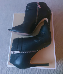 Michael Kors kingad, 37 (2 foto / 5)